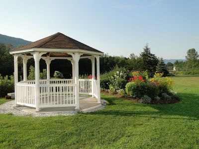 Pour faciliter la vente de votre maison  Fargues-St-Hilaire, appliquez le garden staging